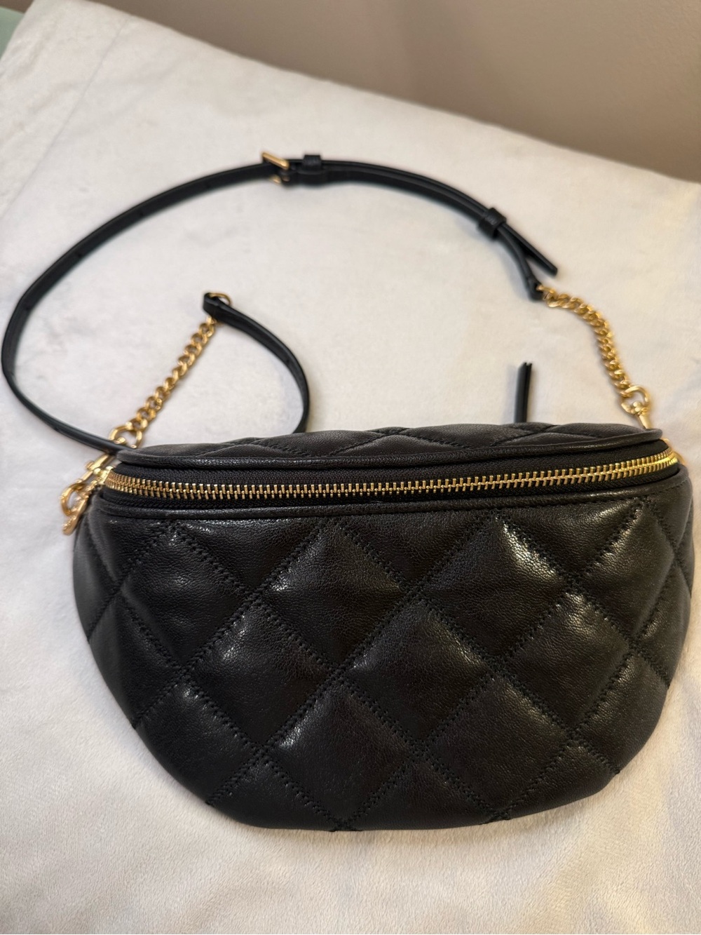 ***SOLD*** Tory Burch Willa Belt Bag Leather Fanny Pack Crossbody-NWT